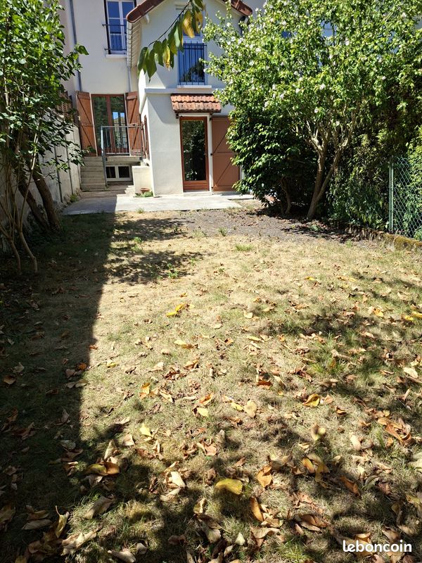 Maison 5 pièces 130 m² · à Versailles · 130 m² · 731 300 €