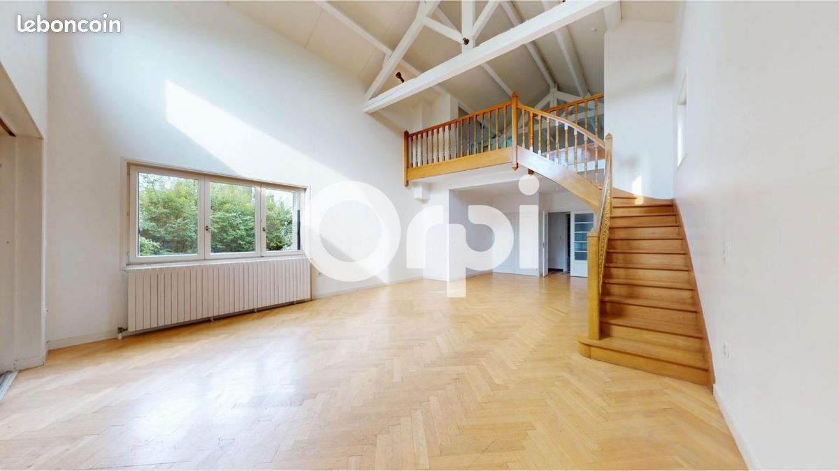 Maison a louer bron - 5 pièce(s) - 169 m2 - Surfyn