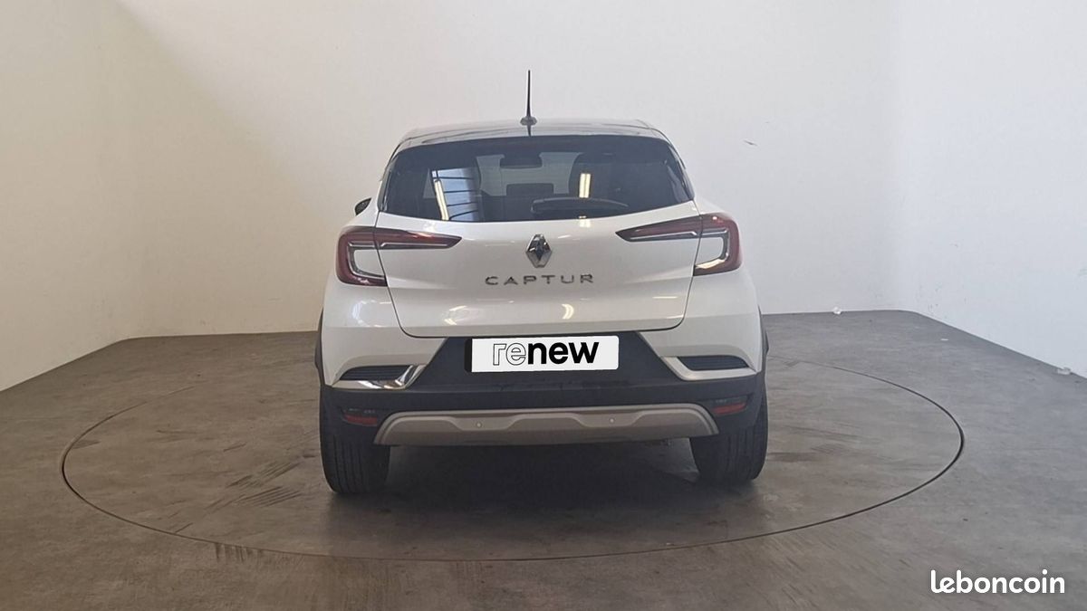 Renault captur tce 140 21 intens (image 5)