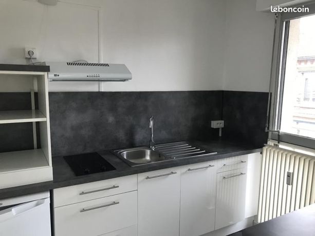 Studio 1 pièce 27 m²