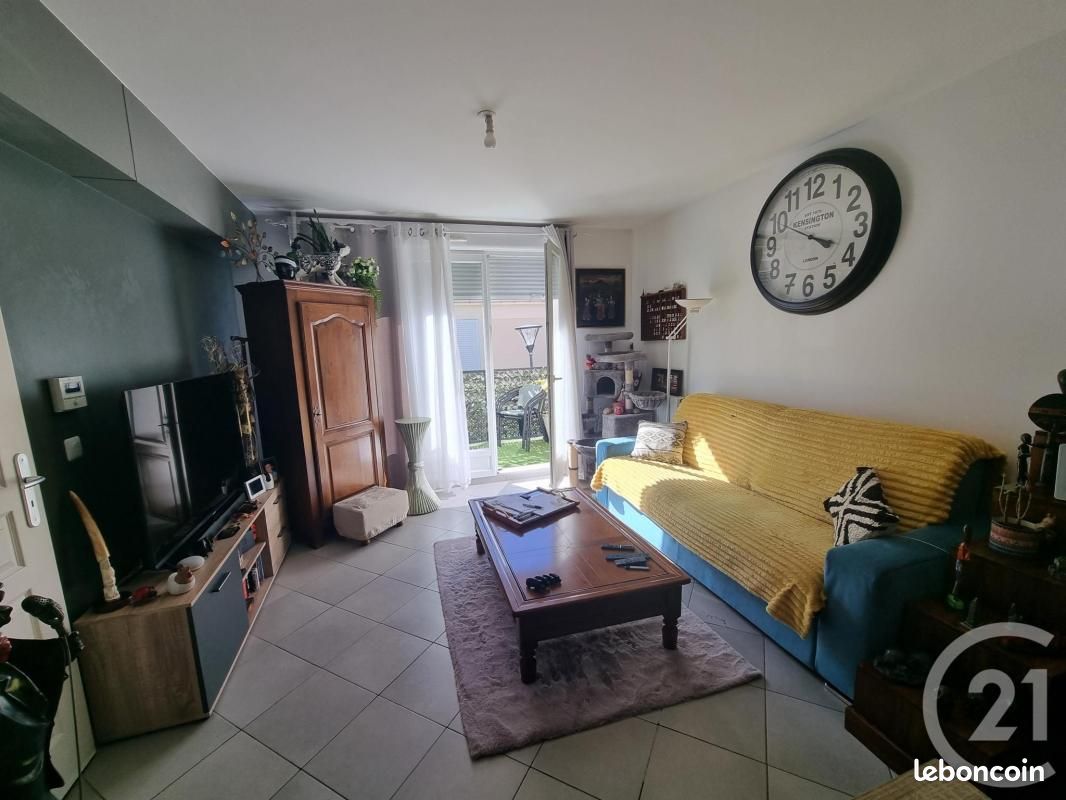 Appartement a louer brie-comte-robert - 2 pièce(s) - 39 m2 - Surfyn