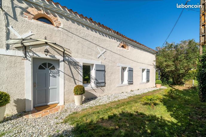 Maison 6 pièces 218 m²