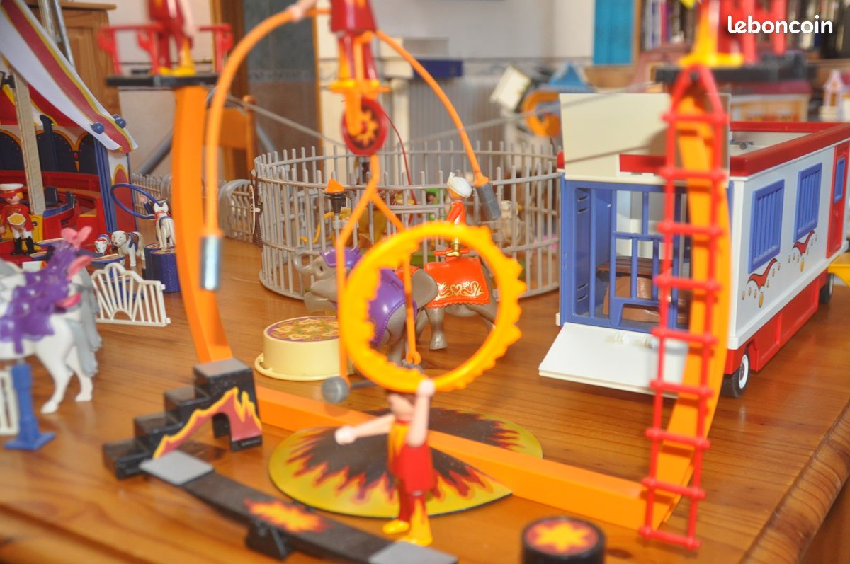 Playmobil le cirque + les fauves + les chevaux + les chiens + les acrobates (image 4)