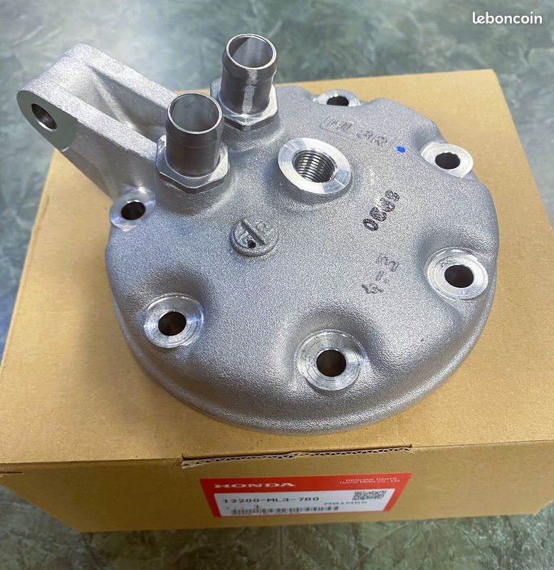 Culasse Honda OEM 1989-2001 CR 500 (image 1)
