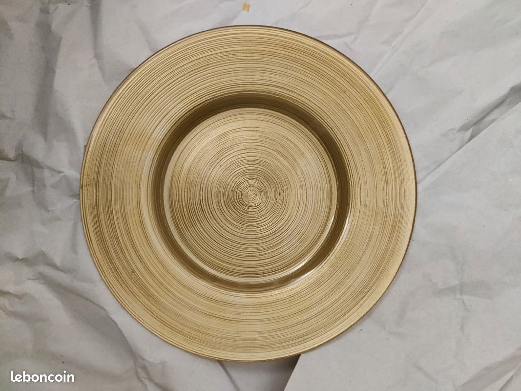 Lot assiette doré comme neuves (image 3)