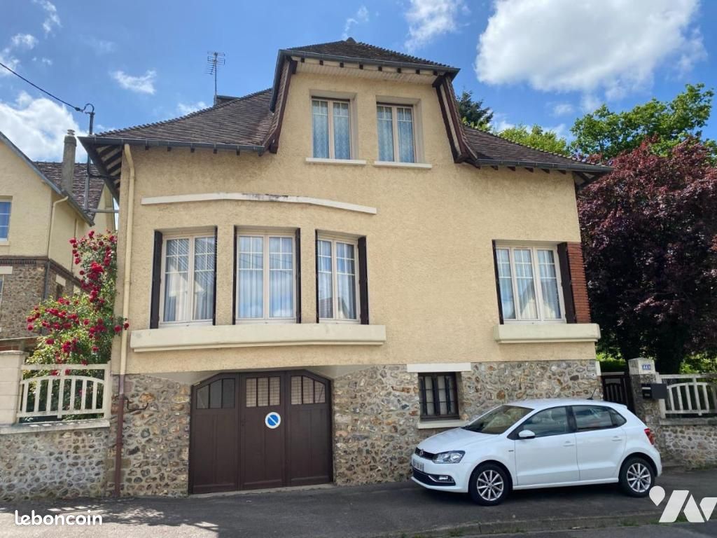 Maison 5 pièces 106 m² · à L'Aigle · 106 m² · 155 400 €