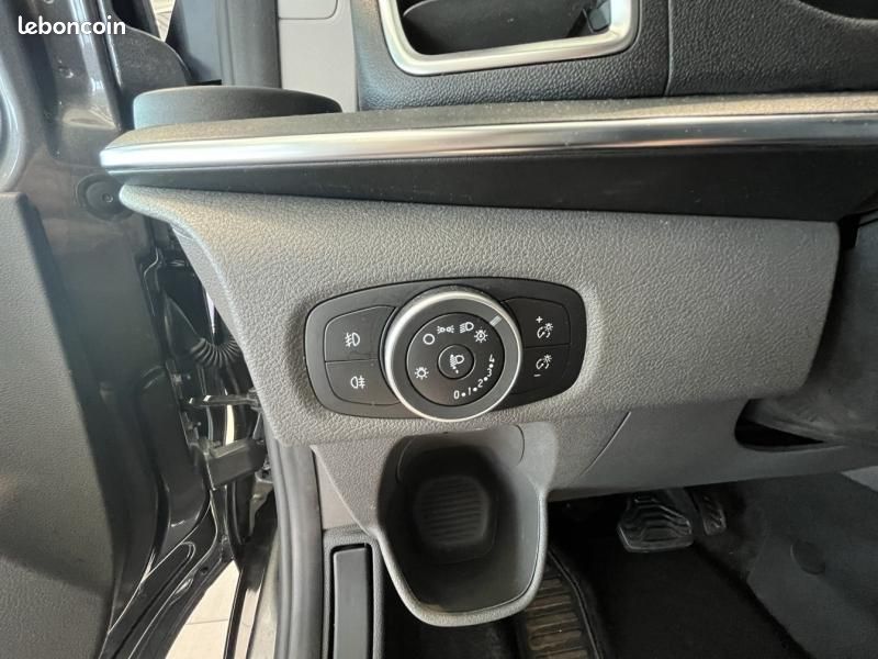 Ford Tourneo Custom 320 L1H1 2.0 EcoBlue 130ch Active BVA (image 8)