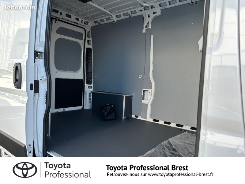 Toyota PROACE MAX Fg L2H2 3.3 140ch Start NG24 (image 4)