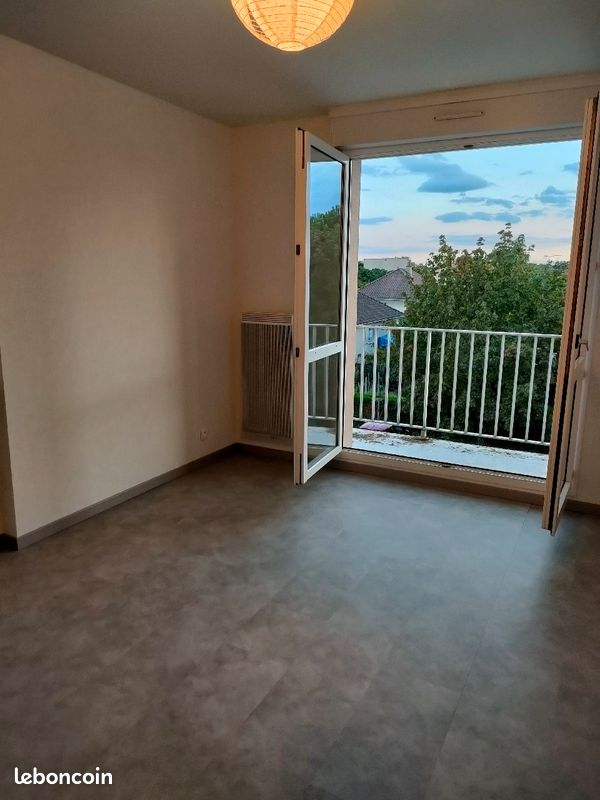 Location appartement proche facultés, T2 , 34 m2, Poitiers. 540  cc - Poitiers 86000 (image principale 1)