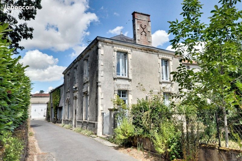 Maison 7 pièces 131 m² · à Vouvant · 131 m² · 263 000 €