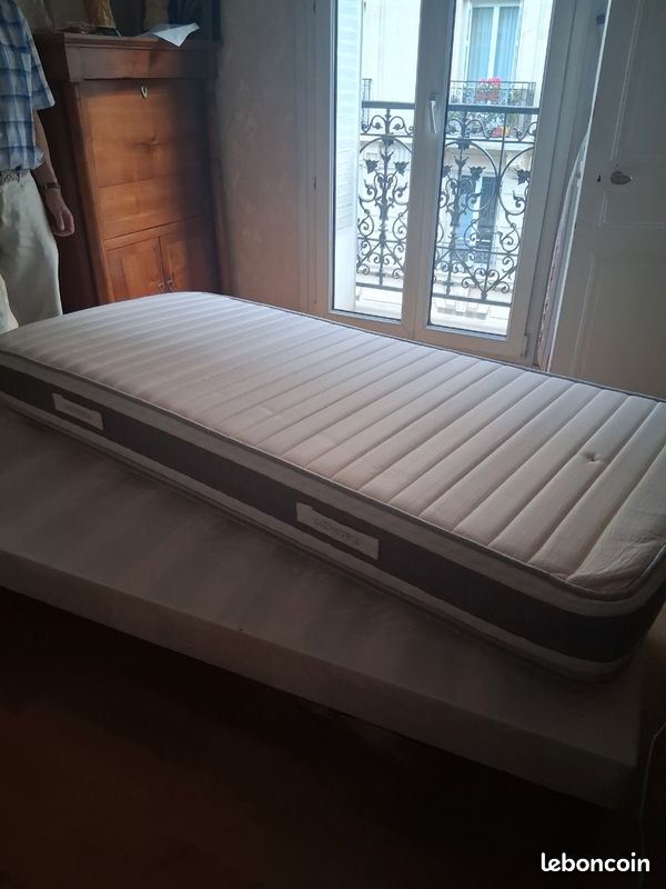 Lit + matelas (image 4)