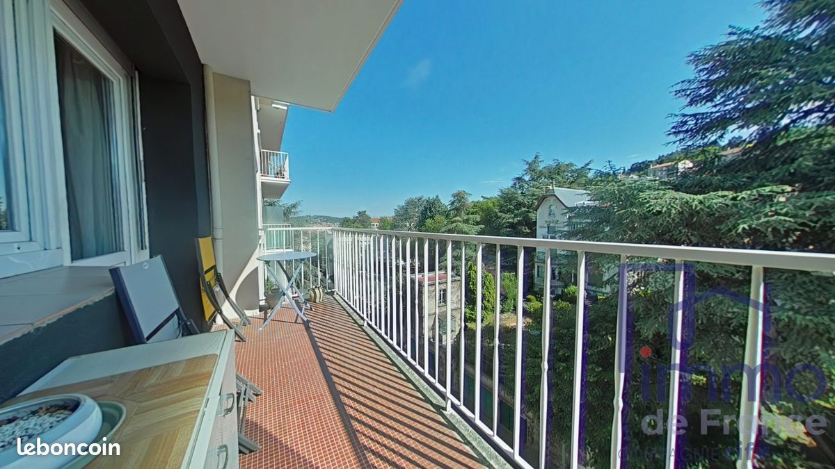 Appartement 3 pièces 71 m² · à Saint-Étienne · 71 m² · 122 000 €