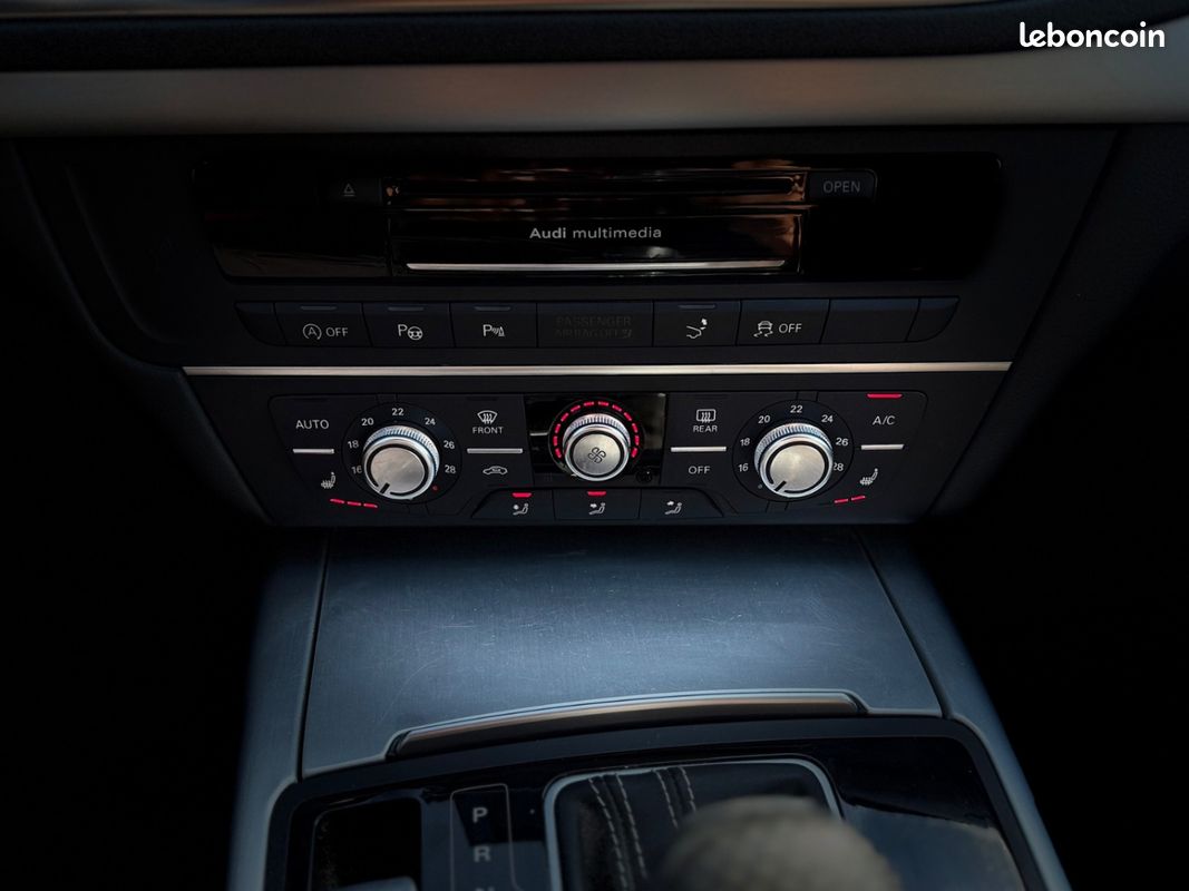 AUDI A7 SPORTBACK V6 3.0 TDI 272ch S tronic 7 Quattro S line CAMÉRA DE RECUL ATTELAGE COCKPIT GPS GARANTIE 12 MOIS EU (image 24)