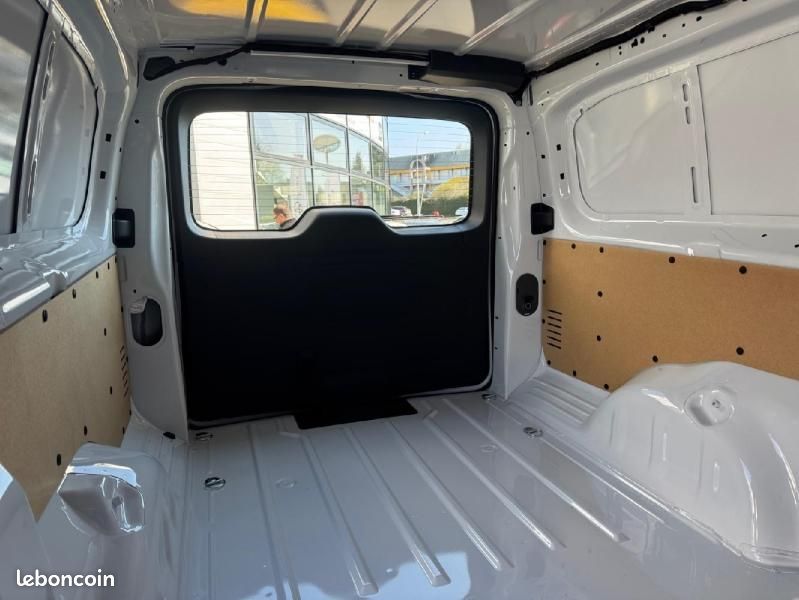 Toyota PROACE Long Hayon Double 2.0 D-4D 140 Start Pack Confort MC24 (image 18)