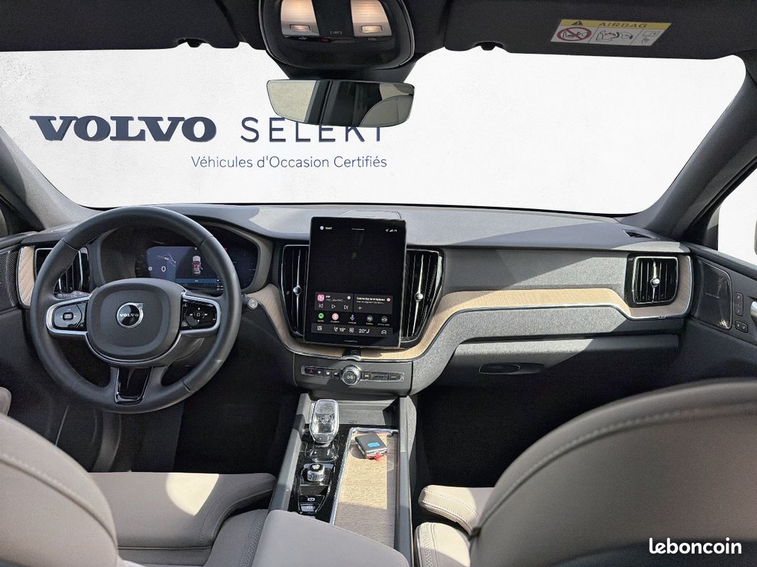 VOLVO XC60 T6 AWD Hybride rechargeable 253 ch+145 ch Geartronic 8 Plus Style Dark (image 6)