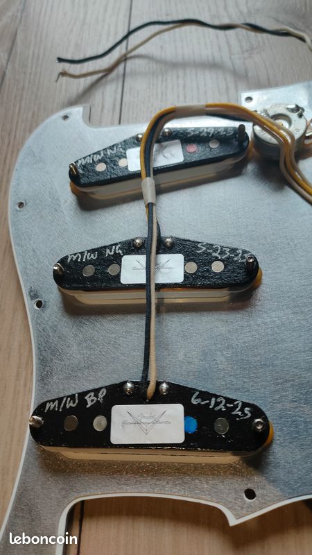Plaque / pickguard Stratocaster Custom Shop Ancho Poblano (image 5)