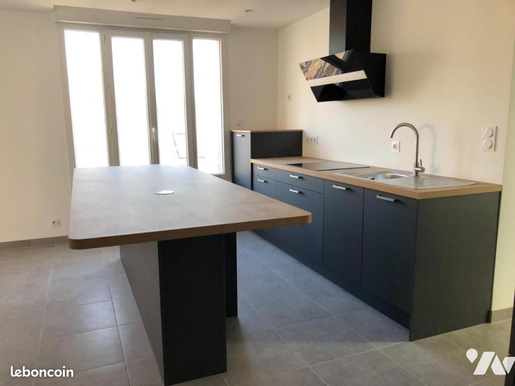 Appartement 3 pièces 75 m² · à Coutances · 75 m² · 696 €/mois