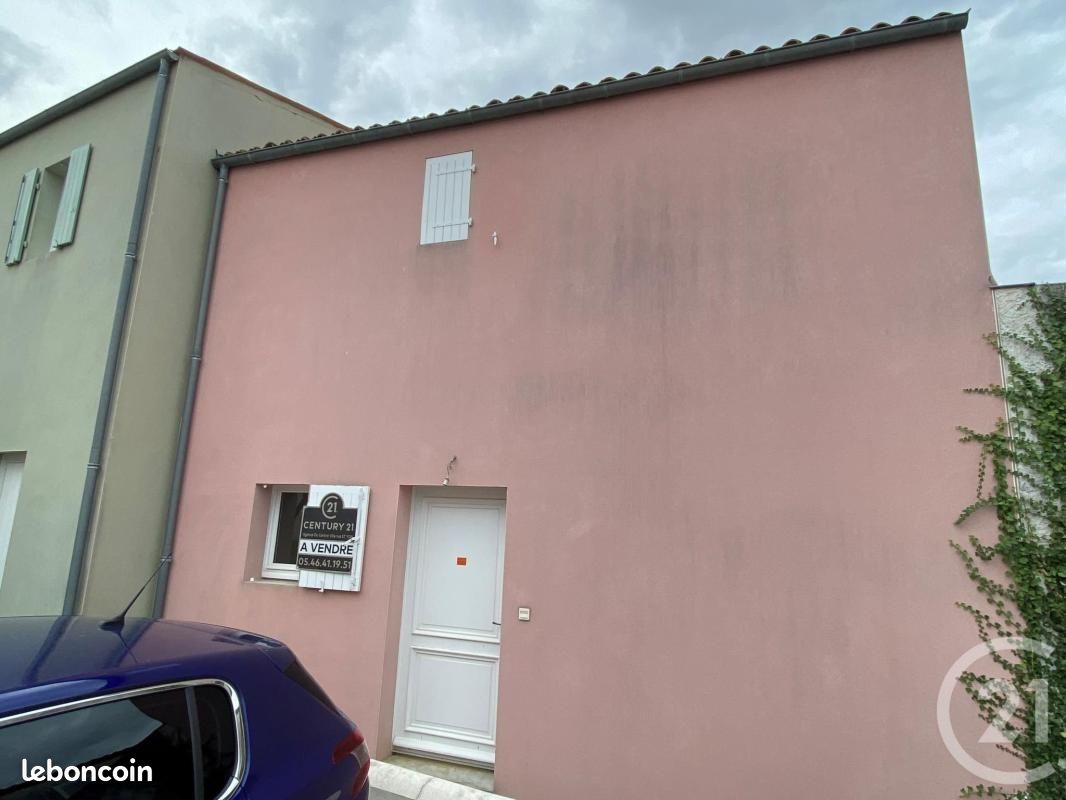 Maison 3 pièces 56 m² · à Courçon · 56 m² · 80 000 €