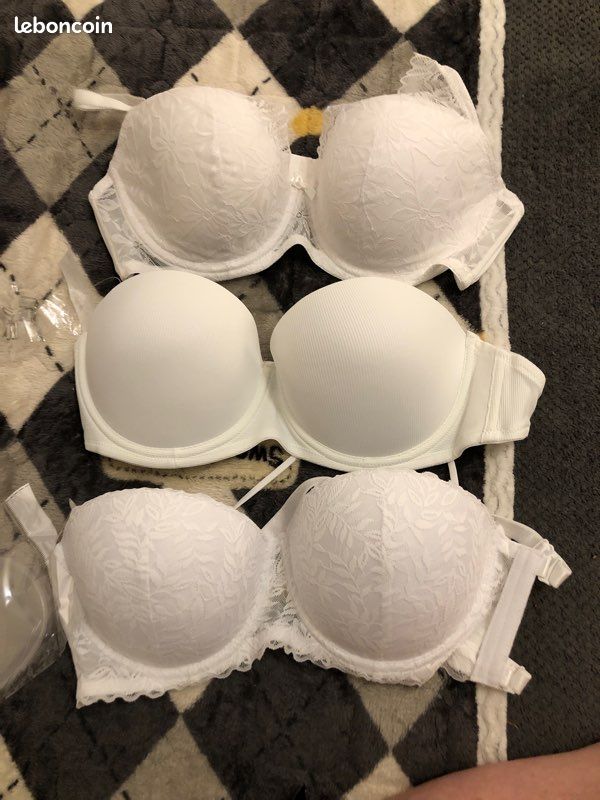 soutien-gorge taille 80c neuf Vêtements