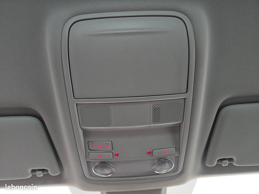 SEAT Ateca 1.6 TDI 115 ch Start/Stop Ecomotive DSG7 Urban Advanced (image 22)