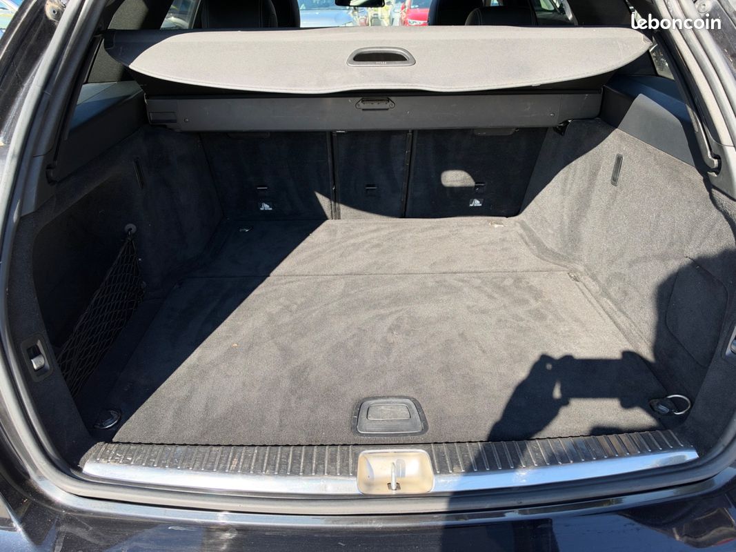 Mercedes CLASSE C BREAK 220 d Sportline 9G-Tronic {TOIT OUVRANT - SIEGE ELECTRIQUE - SON BURMESTER} (image 16)