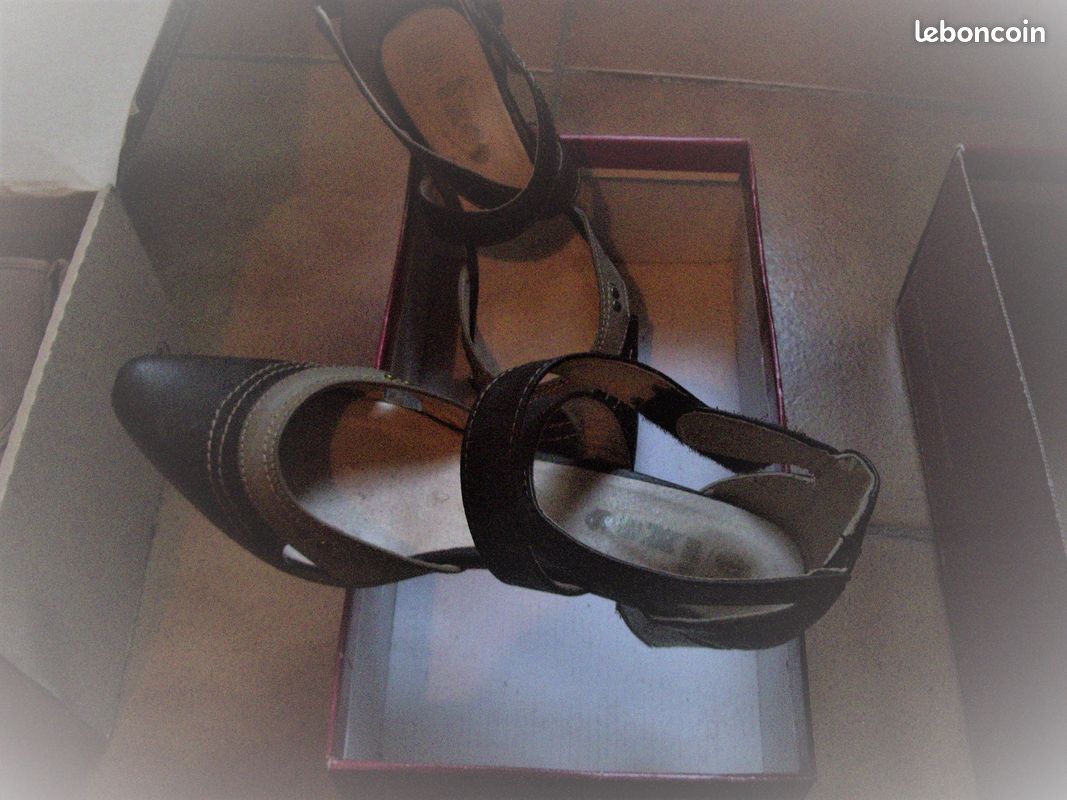 Chaussures classique chic femme escarpins cuir semi ouverts pointure 37 marque IXOO bicolore mode (image 1)