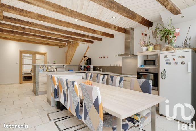 Maison de ville 8 pièces 226 m²