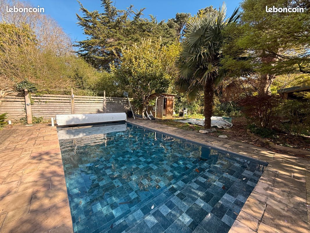 Maison 6 pièces 167 m² · à Loctudy · 167 m² · 448 000 €