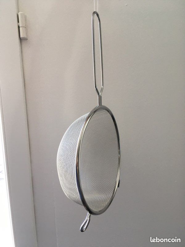 Passoire Ikea 20 cm (image 1)