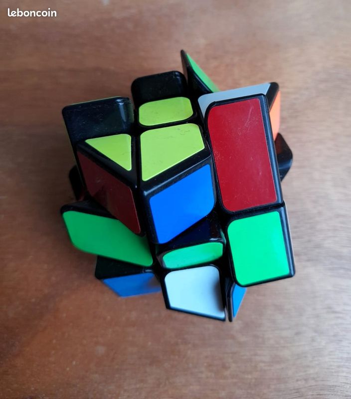 Jeu casse tête genre " Rubik's Cube " (image 5)