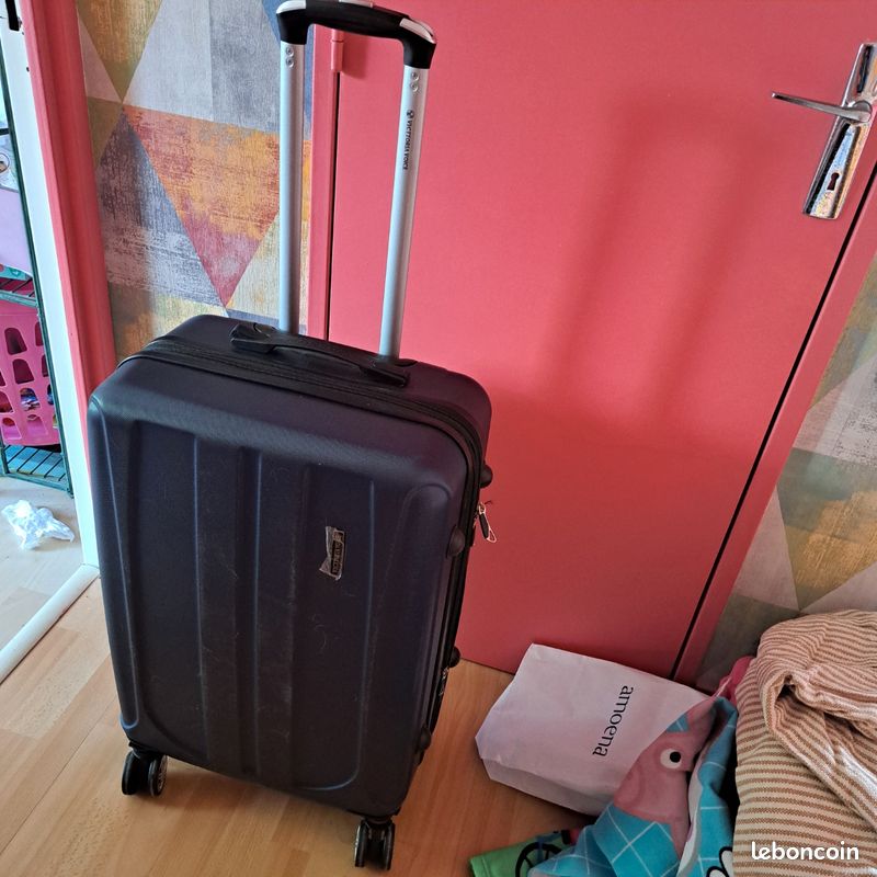 Bagage 23 kg soute à roulettes Accessoires Bagagerie