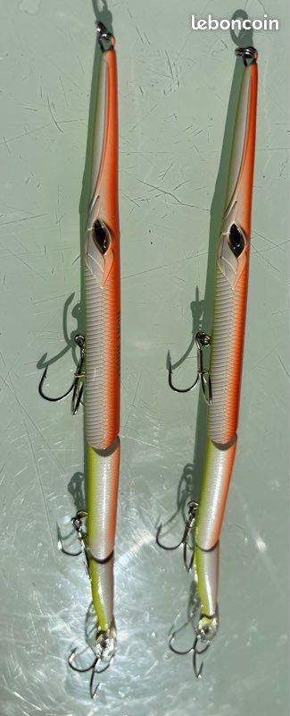Ancien Leurre De Pêche Barracuda – Bois Rouge Et Blanc – Double Toupie Vintage