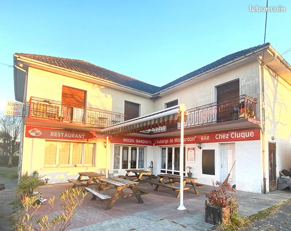 Immeuble 370 m² MONTARDON