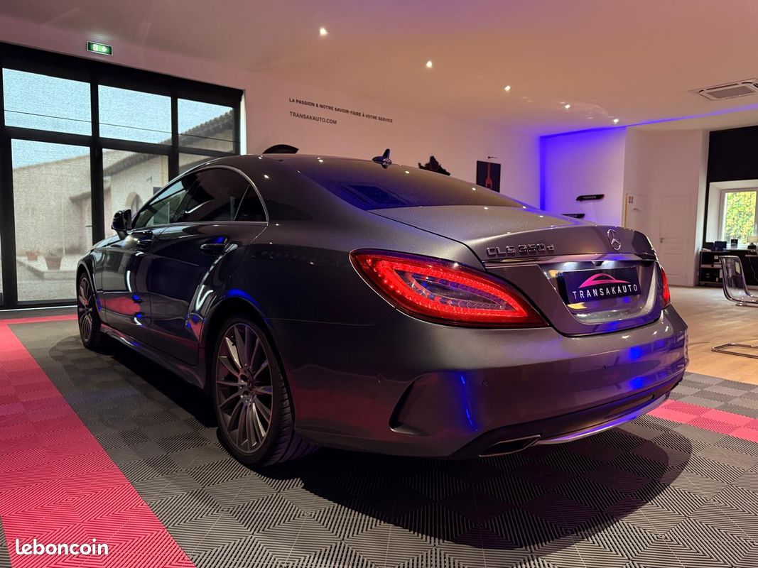 MERCEDES CLASSE CLS COUPE AMG 350d 260ch V6 3.0L 4MATIC BVA9 ANALOG CLOCK (image 10)