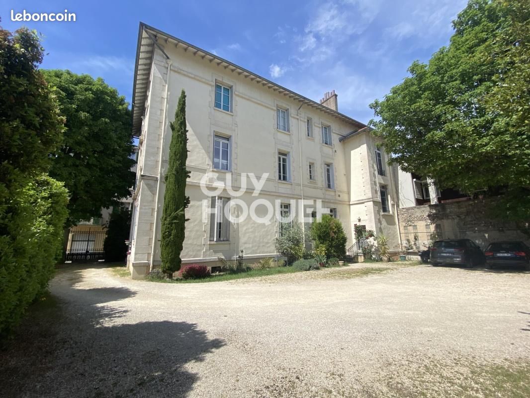 Appartement 5 pièces 72 m² · à Valence · 72 m² · 229 000 €