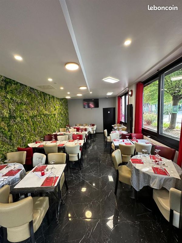 Boutique 146 m² SURESNES (image 1)