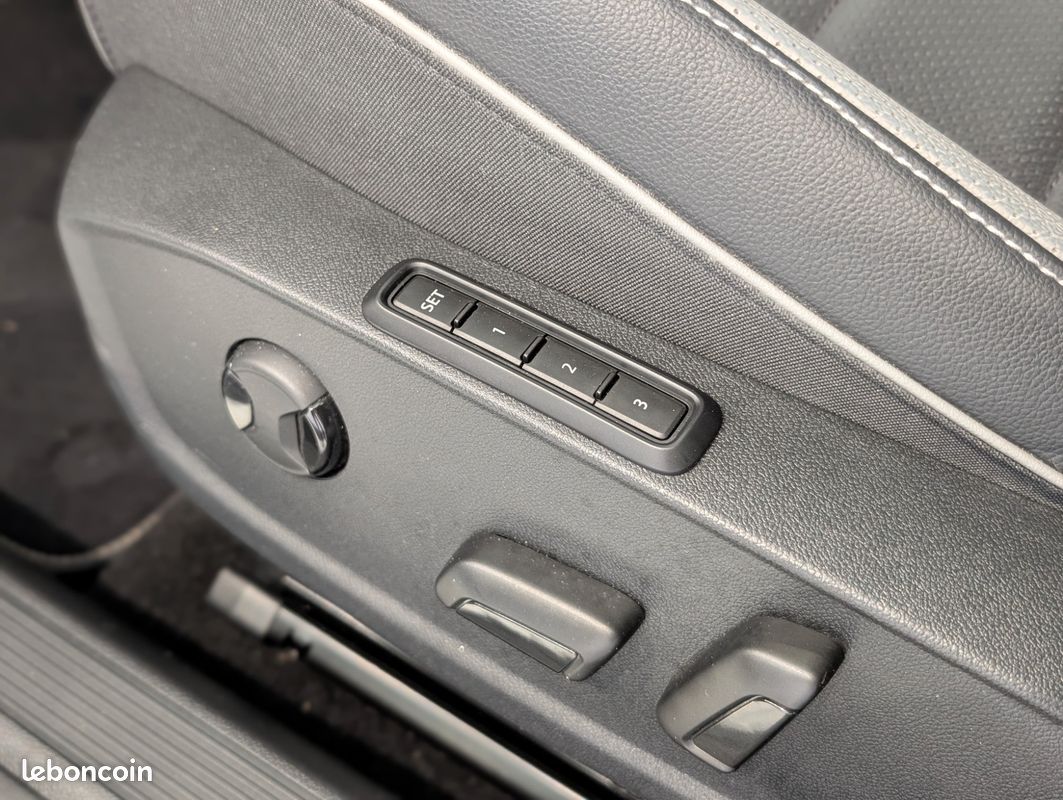 VOLKSWAGEN GOLF 1.4 e HYBRID 245ch GTE DSG6 (image 8)