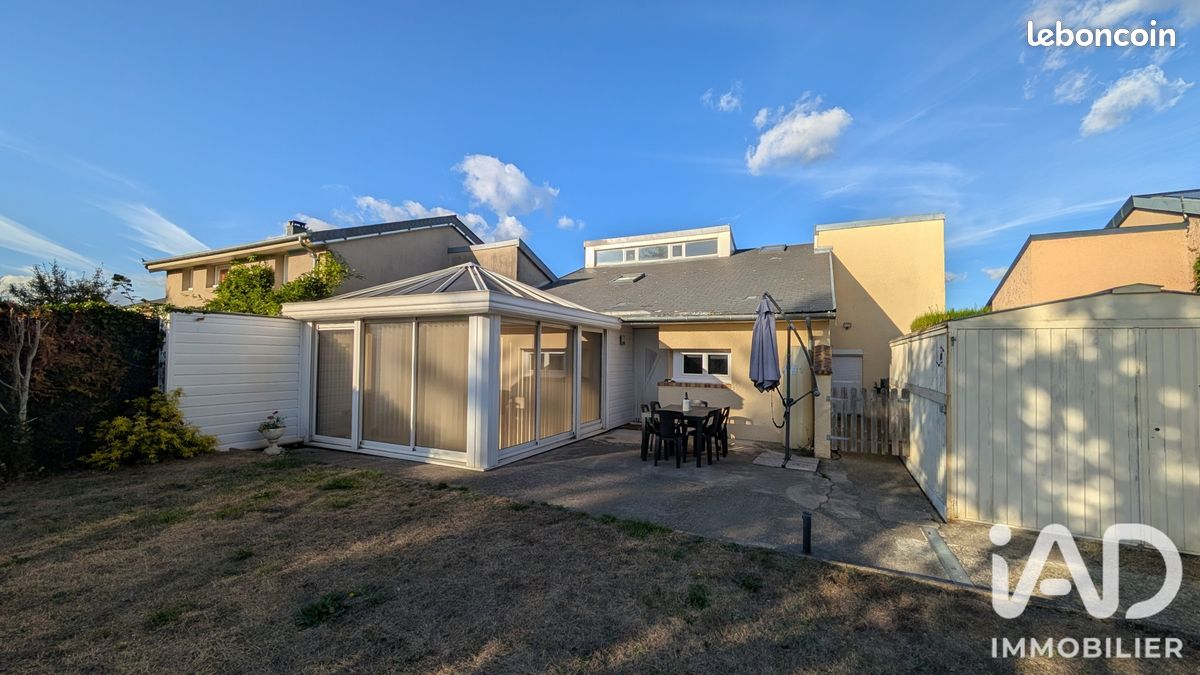 Maison 6 pièces 115 m² · aux Baux-Sainte-Croix · 115 m² · 199 000 €