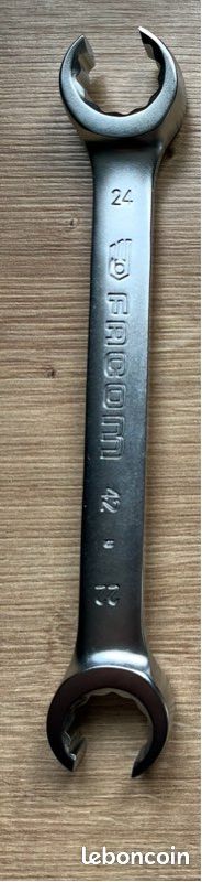 Cle a tuyauter a cliquet 32mm 70a.32 Facom