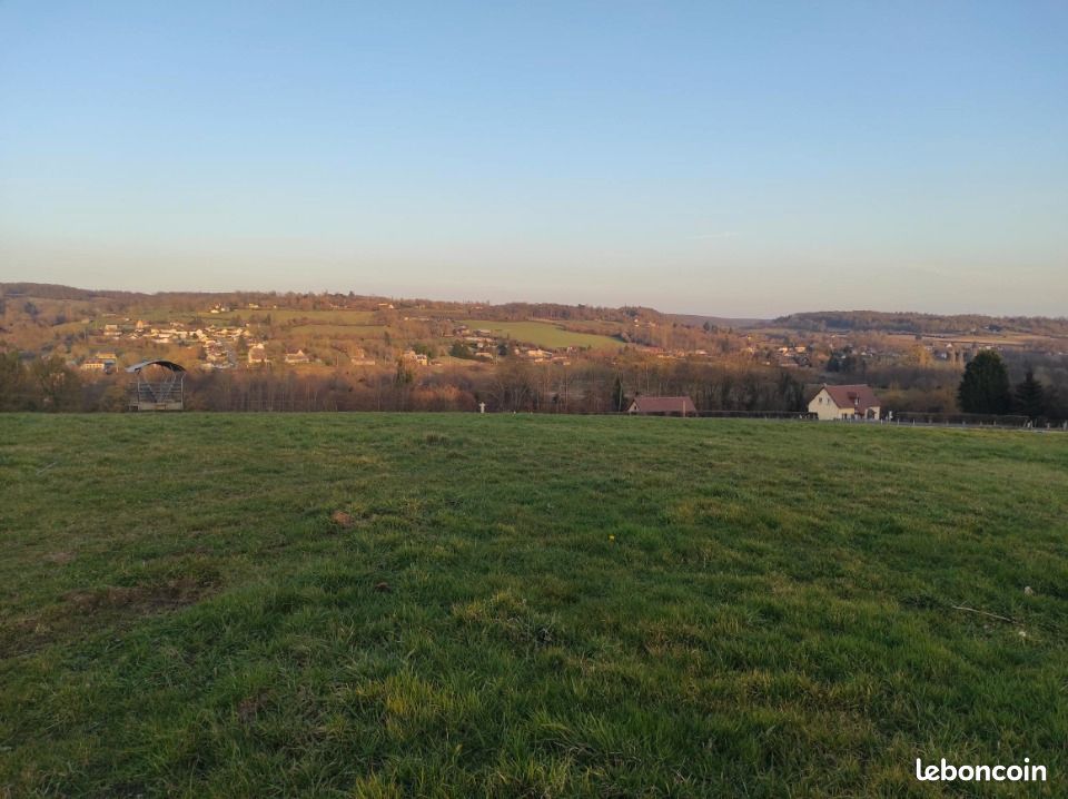 Terrain 1300 m² · à Saint-Martin-de-Mailloc · 70 000 €