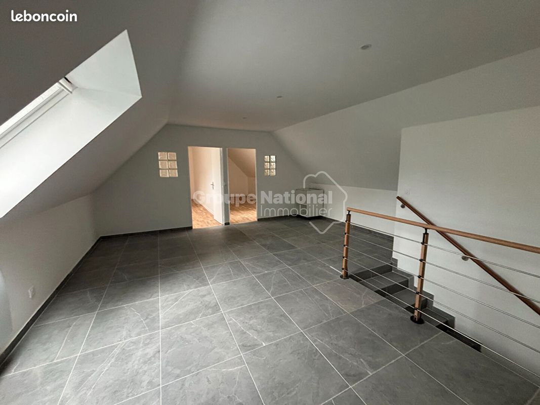 Appartement 3 pièces 59 m² · à Pierrefonds · 59 m² · 790 €