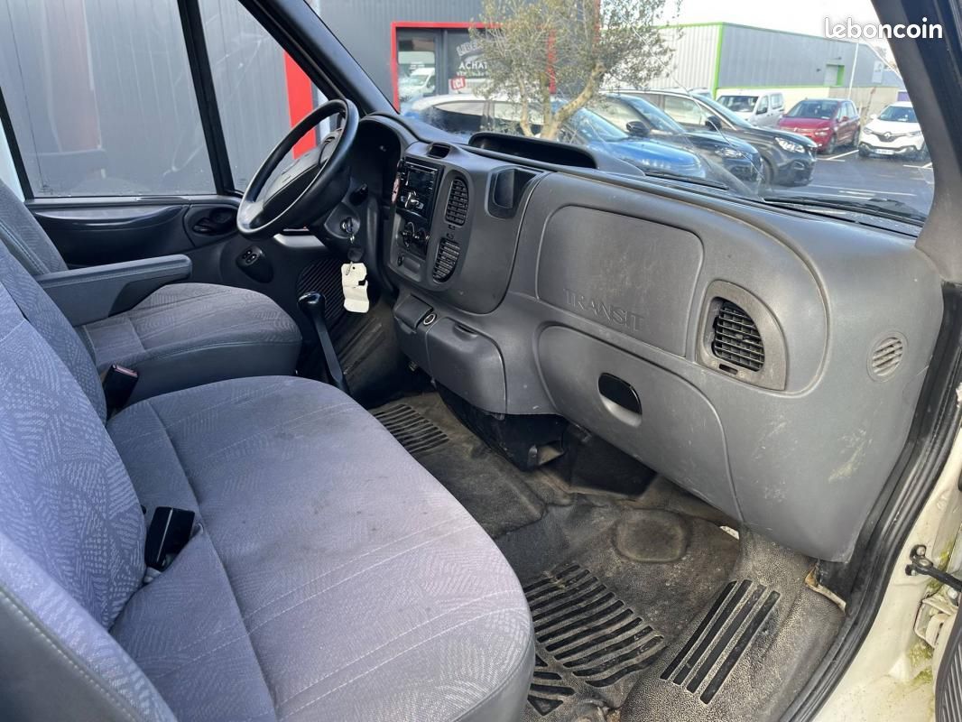 Ford Transit II 2.0 TDCi125 Kombi 300C (image 10)