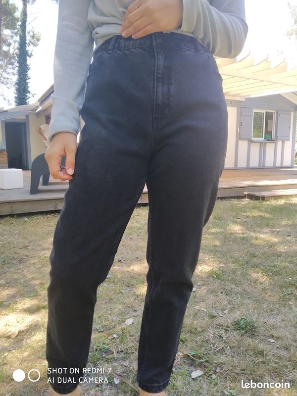 Vêtements : jean mom (image 1)