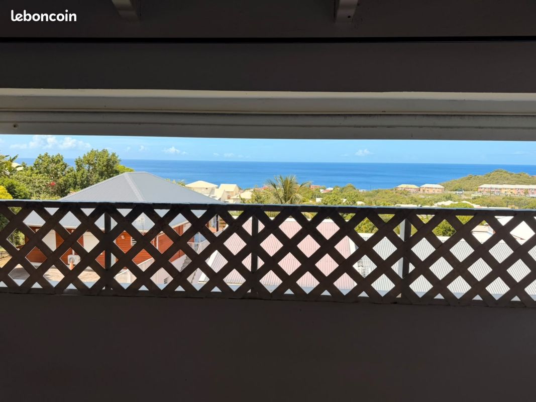 🌊 à louer – bel appartement f3 à baillif 🏡 (image 1)