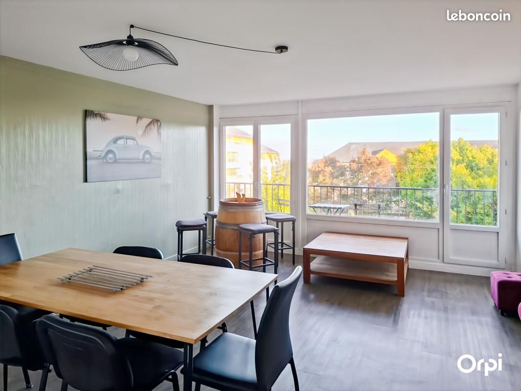 Appartement 5 pièces 110 m² · à Lorient · 110 m² · 1 020 €/mois