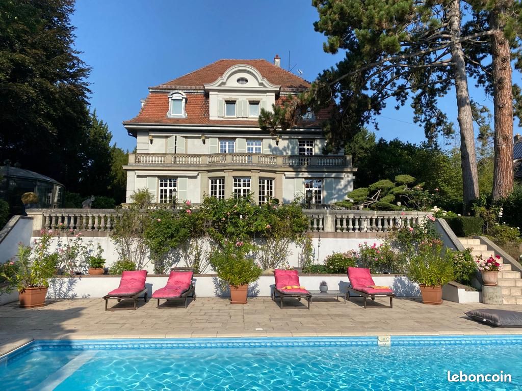 Maison 15 pièces 520 m² · à Mulhouse · 520 m² · 1 950 000 €