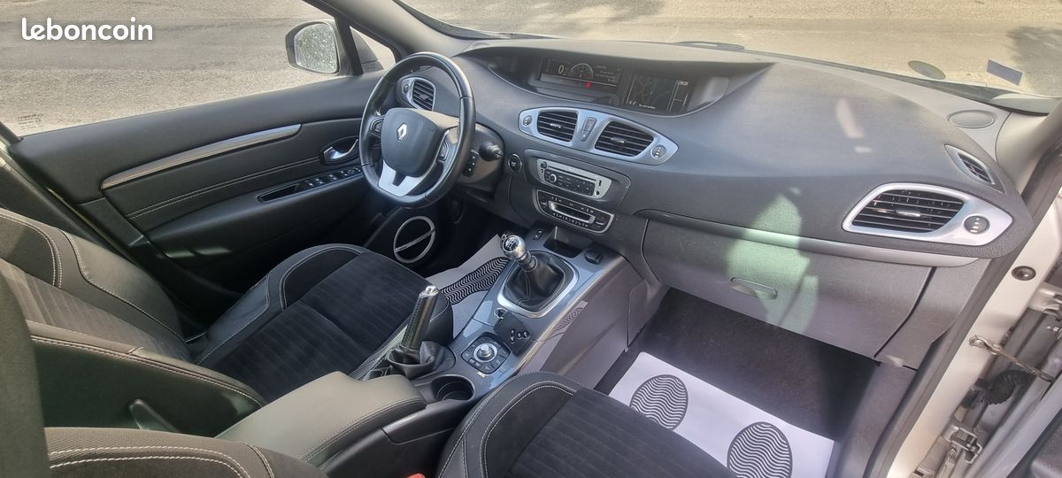 RENAULT SCENIC III X-MODE 1.5 DCI 110cv Eco² (image 4)