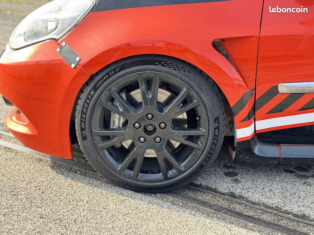 Renault clio renault 3 cup x85 (image 30)