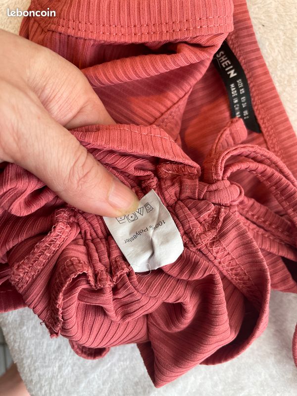 Débardeur cotelé à lacets cotés marque "Shein" taille XS comme neuf (image 9)