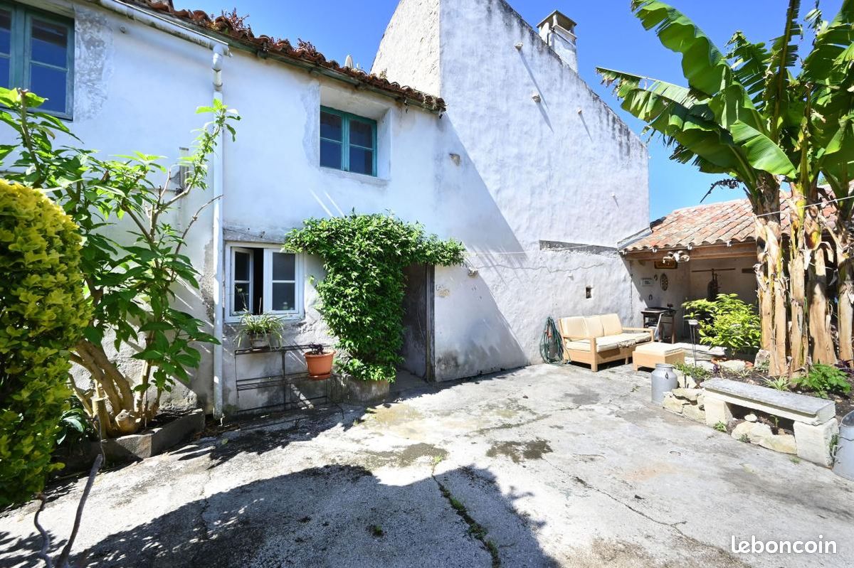 Maison 5 pièces 120 m² · à Ars-en-Ré · 120 m² · 735 000 €